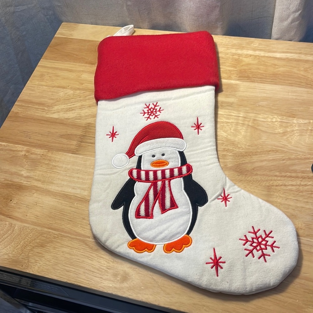 NWOT 18'' Christmas Stockings Penguin